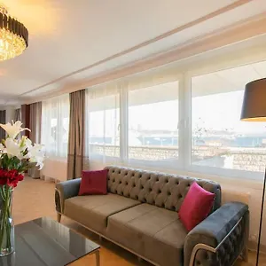 Opulent Bosphorus View اسطنبول